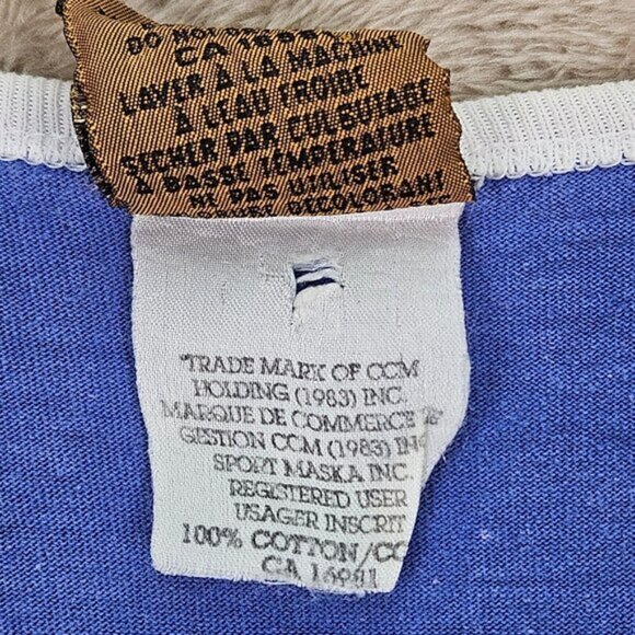 Vintage Toronto Maple Leafs Shirt Doug Gilmour #93 Men's Size XL Long Sleeve NHL - Picture 14 of 16